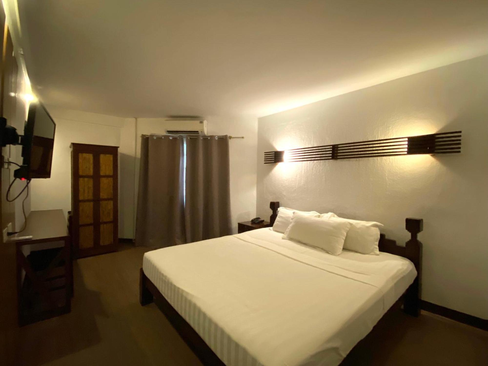El Puerto Marina Beach Resort & Vacation Club Lingayen Εξωτερικό φωτογραφία