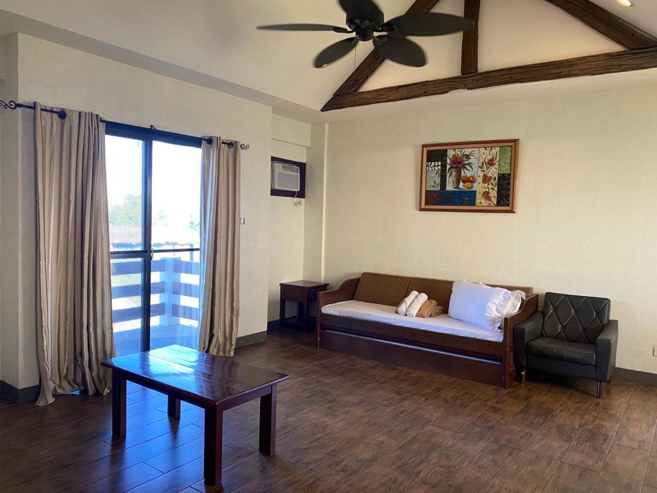 El Puerto Marina Beach Resort & Vacation Club Lingayen Εξωτερικό φωτογραφία